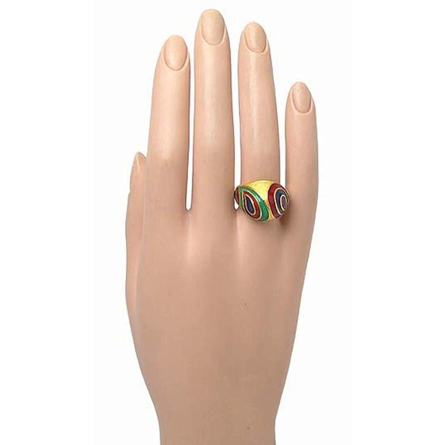 Mid 20th Century 24k Gold Multicolor Enamel Textured Dome Ring Size 6.5 For Sale - Image 4 of 4