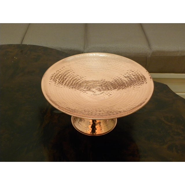 Traditional Hammered Copper Cake Stand Pedestal Dessert Tray Platter Farmhouse Decor For Sale - Image 3 of 6