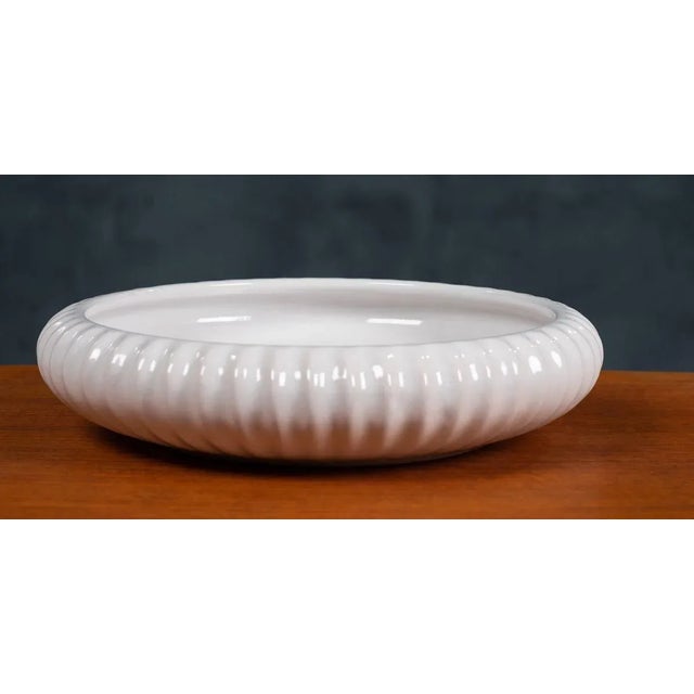 Mid-Century White Modern Bowl from L. Hjorth For Sale - Image 4 of 10