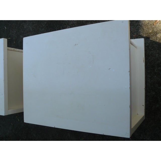 1950s Bali-Hi Nightstands by Merton Gershon for American of Martinsville- A Pair For Sale - Image 12 of 18