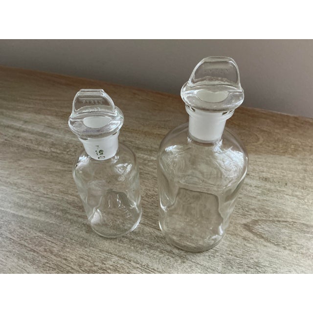 Vintage Pyrex Borosilicate Glass Apothecary Bottles With Stoppers - Pair For Sale - Image 11 of 14