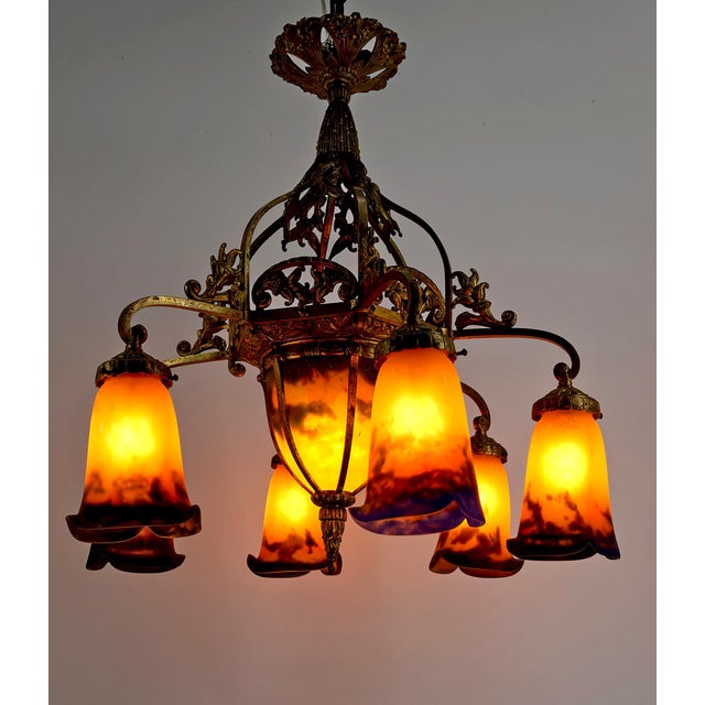 1920s Art Deco Gilded Bronze and Blown Glass Chandelier from Muller Frères Lunéville, France, 1920s For Sale - Image 5 of 17