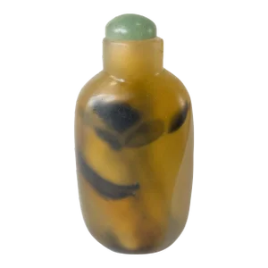 20th Century Chinese Faux Agate Imitation Peking Glass Snuff Bottle