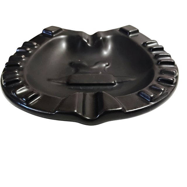 Royal Haeger Vintage Mid-Century Royal Haeger Ceramic Horseshoe & Anvil Ashtray - Model 142 For Sale - Image 4 of 6