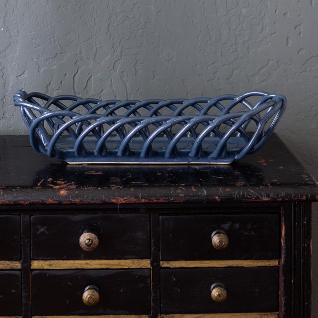 Farmhouse 1970s Farmhouse Open Lattice Blue Ceramic Oval Bread Baguette Basket or Fruit Bowl For Sale - Image 3 of 10