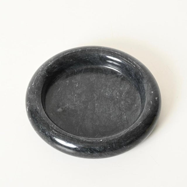 Round Bowl or Ashtray in Black Carnico Marble attributed to Angelo Mangiarotti, Italy, 1970 For Sale - Image 6 of 12