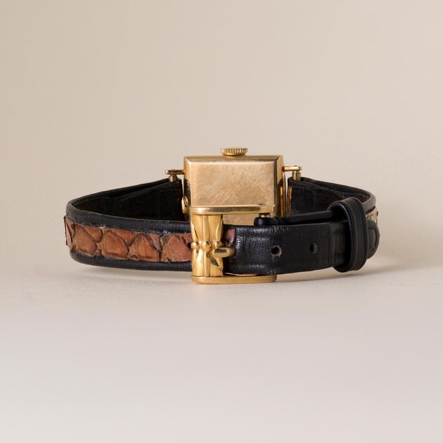 Vintage 1950's Gübelin 18k Yellow Gold & Enamel Watch With Silver Satin Dial For Sale - Image 4 of 13