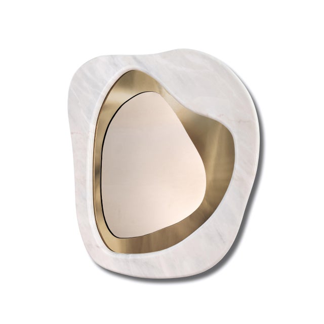 Powell Mirror in Estremoz Marble from Insidherland, in New conditions. Designed from 2000 Labeled by Maker