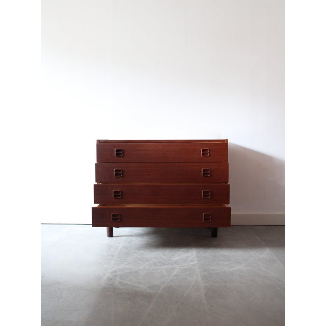 Mid-Century Modern Vintage Danish Chest of Drawers in Teak, 1960s For Sale - Image 3 of 8