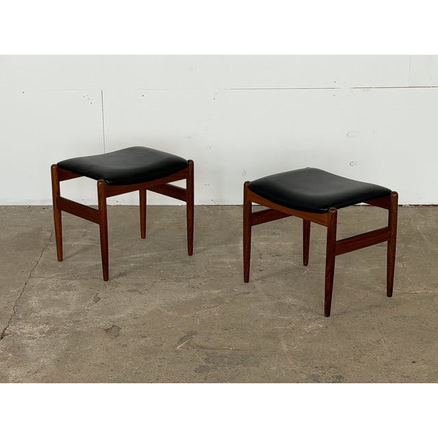 Black Scandinavian Teak Stools with Black Leatherette Seats, 1960s, Set of 2 For Sale - Image 8 of 8