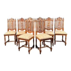 Late 19th Century Set of 6 French Renaissance Dining Chairs