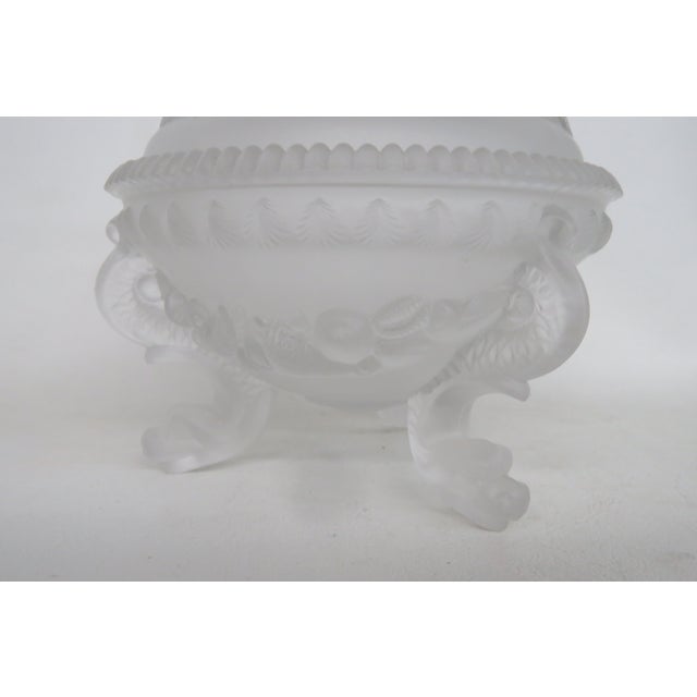 White Portieux Vallerystahl Satin Argonaut Shell Frosted Glass Candy Dish 4505b For Sale - Image 8 of 18
