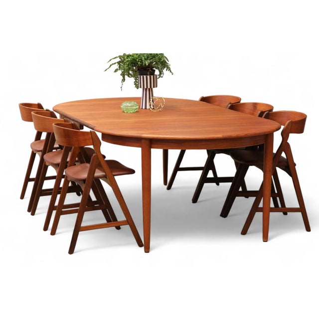 Vintage Model 71 Chairs in Teak and Leather by Henning Kjærnulf, 1960s, Set of 6 For Sale - Image 9 of 15