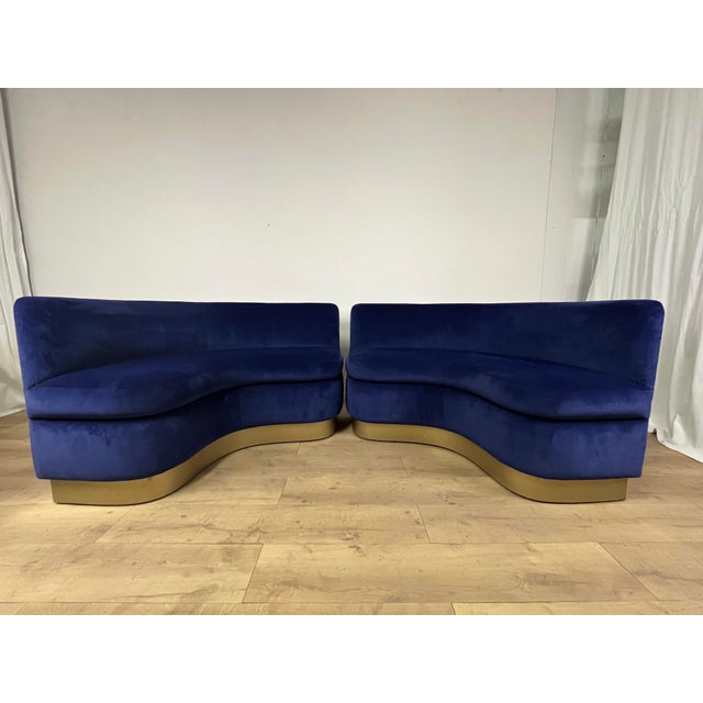 Curved Sofas in Blue Velvet with Brass Base, 1990s, Set of 2 For Sale - Image 9 of 9