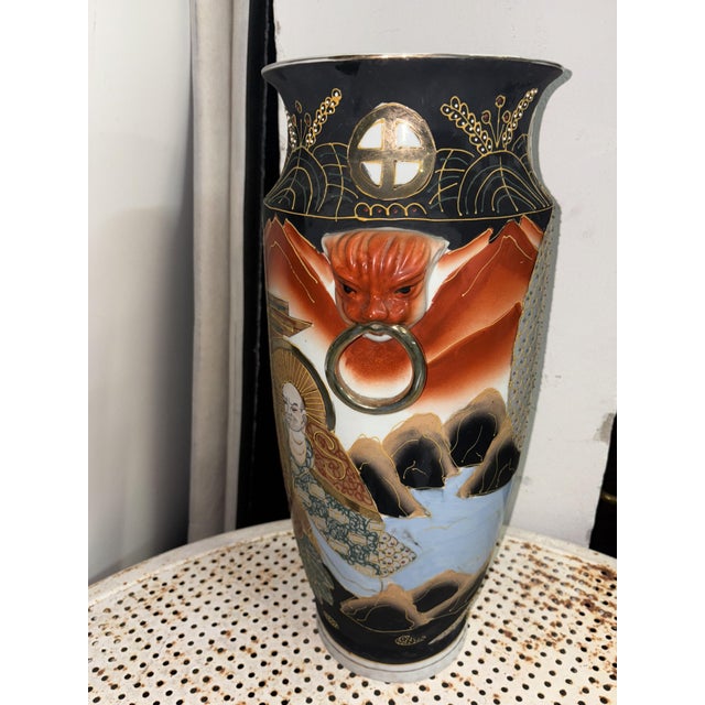 Japanese vase 52 cm high, 26 cm wide, 21 cm deep