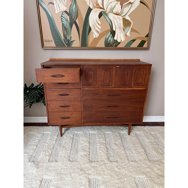 Wood Vintage 1960s Broyhill Sculptra Walnut Mid Century Magna Chest Dresser For Sale - Image 7 of 12