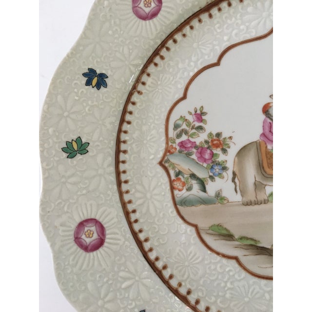 Late 20th Century Large - Chelsea House Porcelain Platter With Embossed Flowers and Elephant For Sale - Image 5 of 11