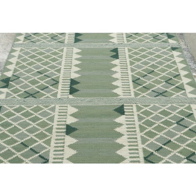 Mid-Century Modern Contemporary Scandinavian Style Green Geometric Wool Rug by Rug & Kilim, India For Sale - Image 3 of 9
