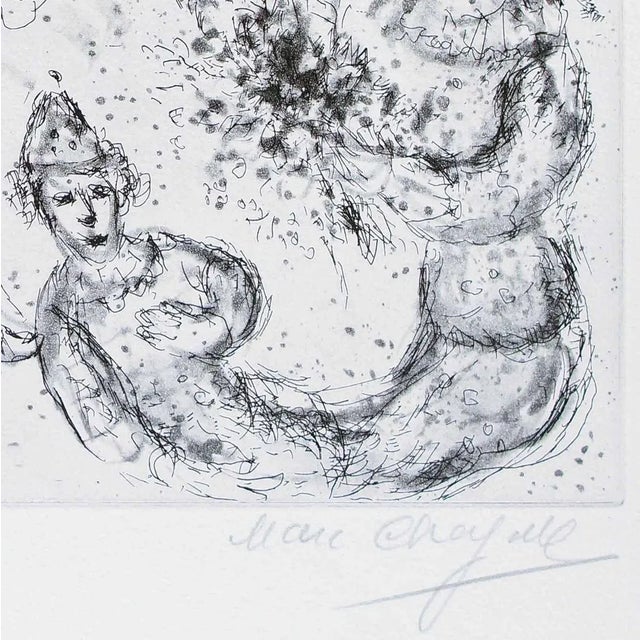 Les Danseurs à la Lune - Original Etching by Marc Chagall - 1967 1967 For Sale - Image 4 of 5