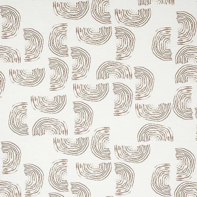 Sample - Schumacher X Caroline Z Hurley Quansoo Fabric in Caramel For Sale