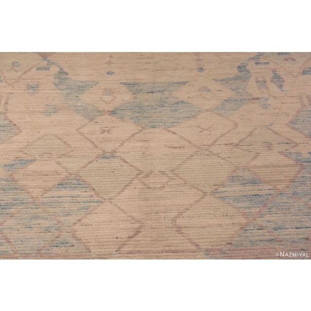Textile Large Soft Neutral Tribal Artistic Contemporary Modern Abrash Rug For Sale - Image 7 of 9