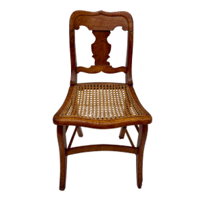 Early 19th Century Antique Federal Period Bird's Eye & Tiger Maple Dining Chair