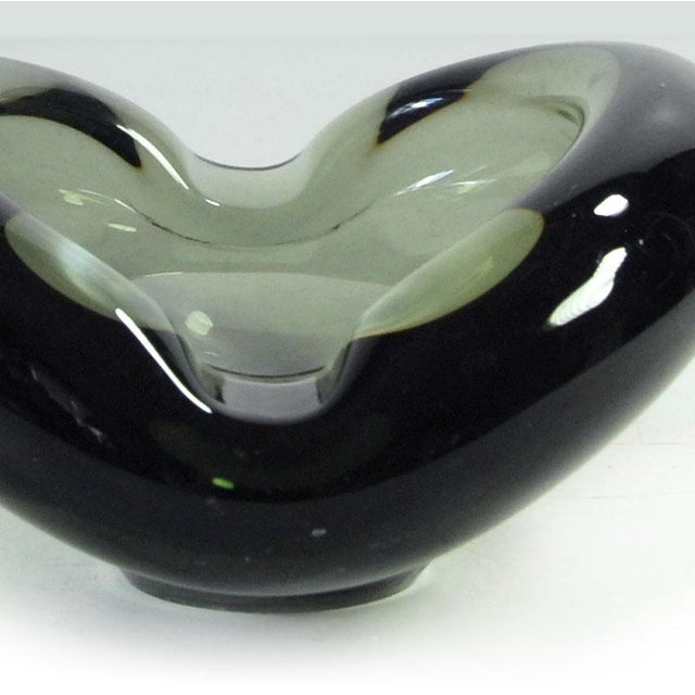 Gray Glass Shell Ashtray by Per Lutken for Holmegaard, Denmark, 1960s For Sale - Image 8 of 10
