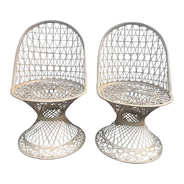 Vintage Russell Woodard Spun Fiberglass Patio Chairs, a Pair For Sale