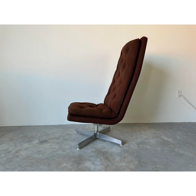 Brown 70's Mid-Century High Back Swivel and Rocking Lounge Chair For Sale - Image 8 of 12