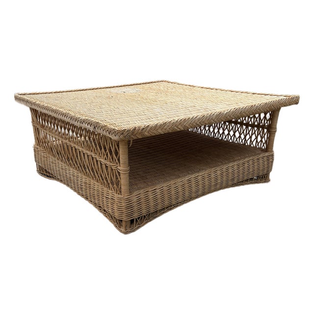 Vintage Lloyd Flanders Woven Wicker Coffee Table For Sale