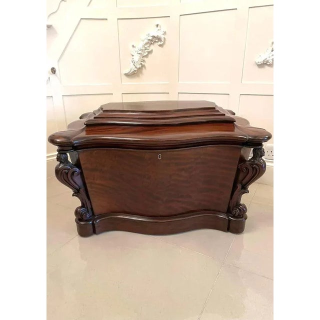 Antique William IV Mahogany Serpentine Shaped Wine Cooler For Sale - Image 12 of 18