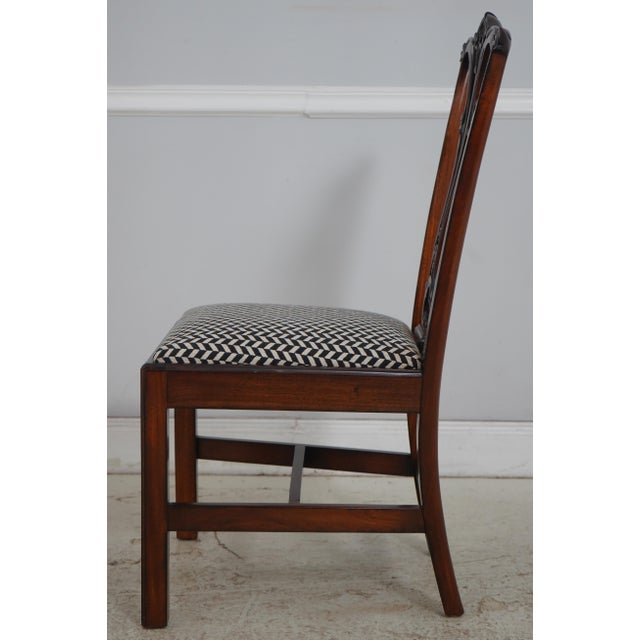 Chippendale Set of 8 Henredon Chippendale Mahogany Dining Room Chairs For Sale - Image 3 of 18