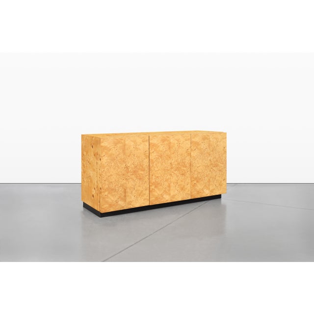 Mid-Century Modern Vintage Burl Wood Credenza by Arthur Umanoff for Dillingham For Sale - Image 3 of 13