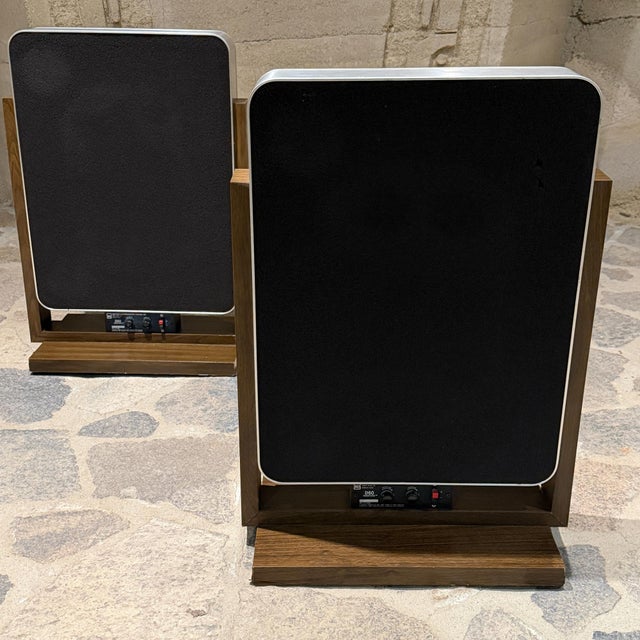 Metal Pair of Bertagni Electroacoustic System (Bes) Geostatic Speakers Mid-Century For Sale - Image 7 of 9