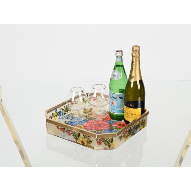 Metal Vintage Octagonal Floral Acrylic and Brass Serving Tray by Alberto Sordi, Italy, 1970s For Sale - Image 7 of 12
