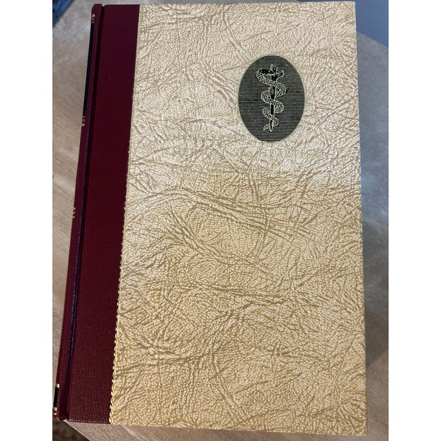 Vintage Illustrated Medical & Health Medical Books by Fishbein, Decorative 1956-66 Vol 1-8 For Sale - Image 6 of 6