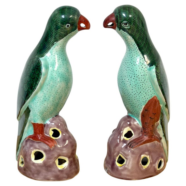 Chinese Pair 20th Century Chinese Export Famille Verte Porcelain Parrots, Kangxi Style For Sale - Image 3 of 18