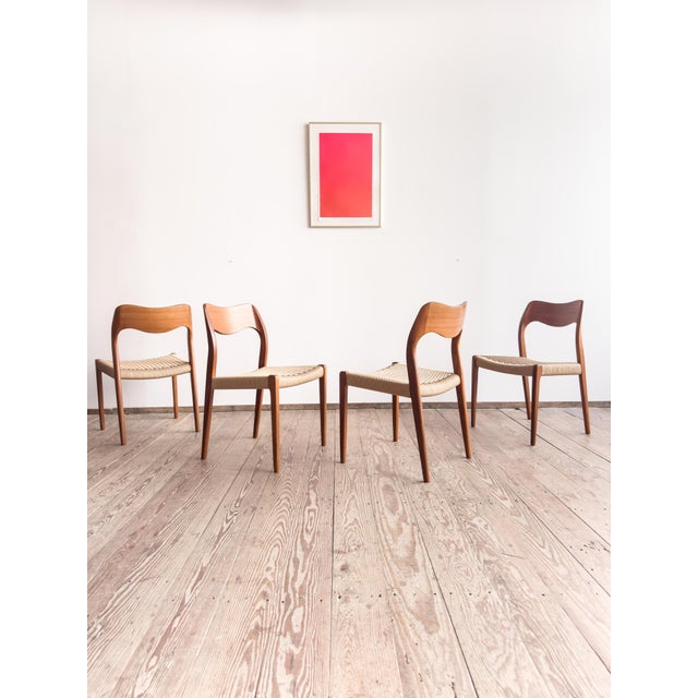 Dimensions: approx. 49 × 49 × 79 × 46 cm (width × depth × height × seat height) a very beautiful and rare set of four...