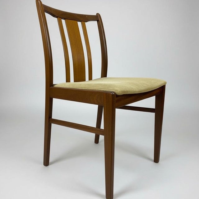 Vintage Nordic Chairs in Fabric, 1970, Set of 4 For Sale - Image 6 of 10
