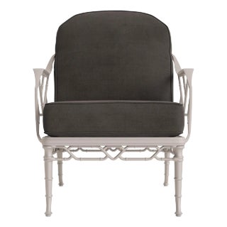 Brown Jordan Calcutta Lounge Chair, Dove frame with Fusion Charcoal fabric For Sale