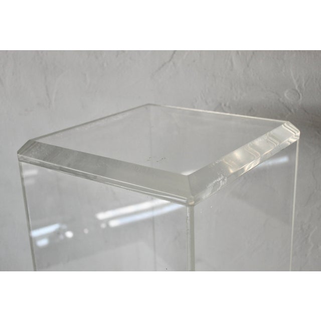 Modern Lucite Acrylic Pedestal Column Stand Beveled Edge Detail Vintage For Sale In Miami - Image 6 of 13
