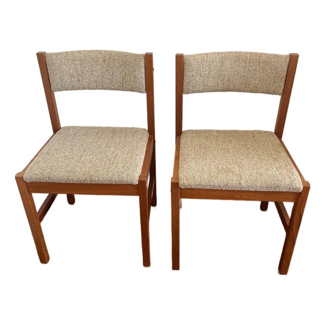 Mid-Century Danish Modern Teak Dining Chairs by Fd Møbler - A Pair For Sale