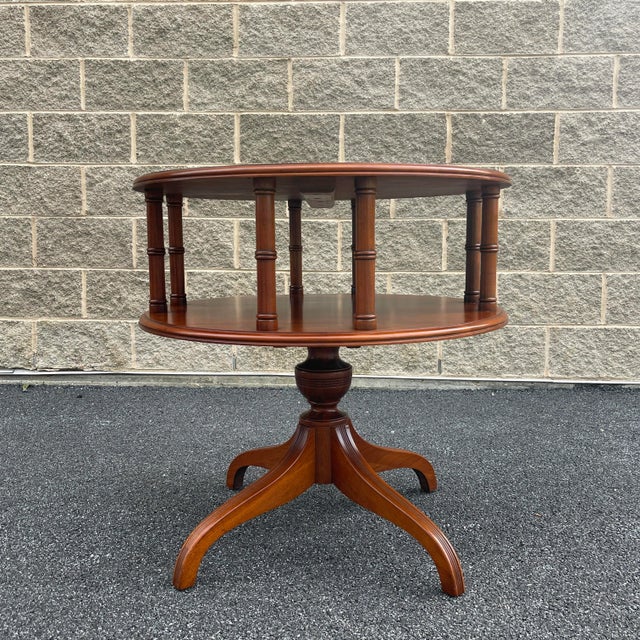 Wood Vintage Pennsylvania House Traditional Solid Cherry Round Pedestal Side Table For Sale - Image 7 of 13