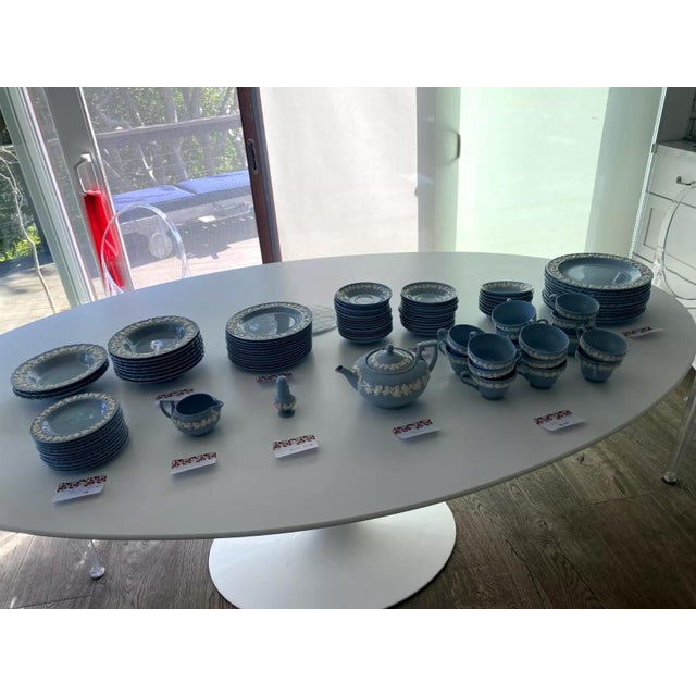 Ceramic 1950s Wedgwood Queensware Dinnerware Set- 96 Pieces For Sale - Image 7 of 7