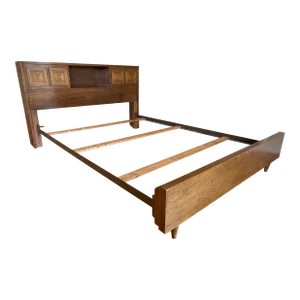Lane Harlequin Style Mid Century Walnut Storage Full BedFrame