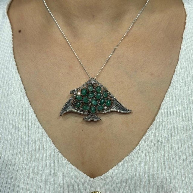 Emerald Vintage Style Emerald & Diamond Manta Ray Brooch Pendant in Solid Sterling Silver For Sale - Image 8 of 13