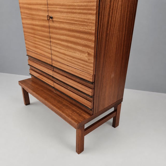 Vintage Bookcase in Beech, 1970s For Sale - Image 9 of 10