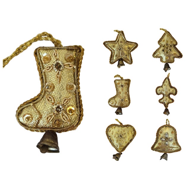 Royal Collection | Mini Zardozi Embroidered Christmas Ornaments With Bells - Set of 6 For Sale - Image 4 of 4