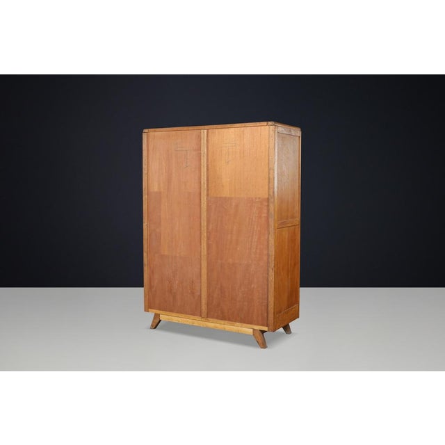 French Blond Oak Wardrobe with Diamond Pattern Doors, France, 1950s For Sale - Image 8 of 10