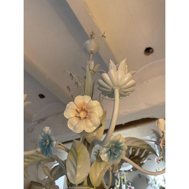 1970s Spanish Floral Chandelier in Hand-Paint Tole Metal, 1970s For Sale - Image 5 of 8
